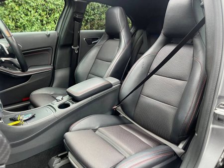 2017 Mercedes-Benz A Class A180 AMG-LINE 1.6 AUTO // OPENING PAN ROOF // LEATHER HEATED AMG-LINE SEATS // ADAPTIVE CRUISE CONTROL €20,950 thumbnail