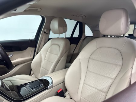 2022 Mercedes-Benz GLC Class - thumbnail 17