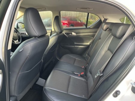 2019 Lexus CT 200 h - thumbnail 7