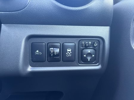 2018 Mitsubishi Mirage - thumbnail 15