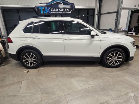 2017 Volkswagen Tiguan 2.0 TDI 115HP BMT Comfortline €16,950 thumbnail