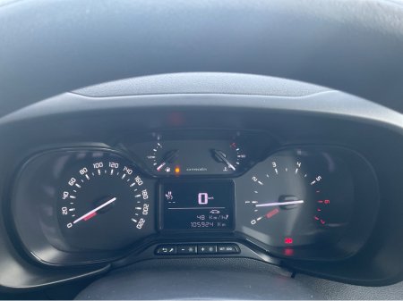 2020 Peugeot 5008 - thumbnail 8