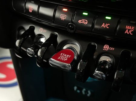 2017 MINI Cooper D - thumbnail 33