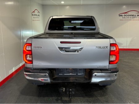 2021 Toyota Hilux INVINCIBLE D-4D 4WD DCB thumbnail