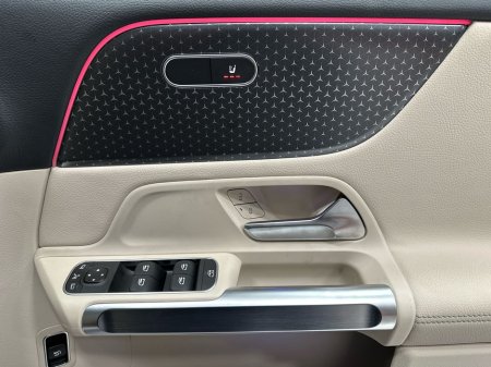 2025 Mercedes-Benz GLB GLB200 D Progressive Line + *Saving €8,748 from new price* €61,900 thumbnail