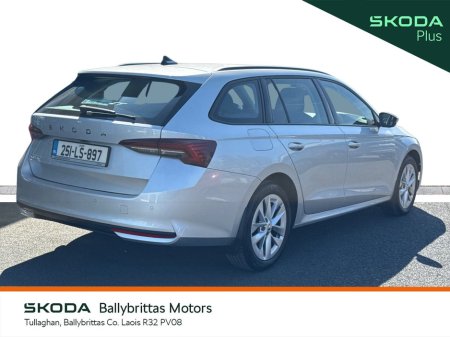 2025 Skoda Octavia - photo 3
