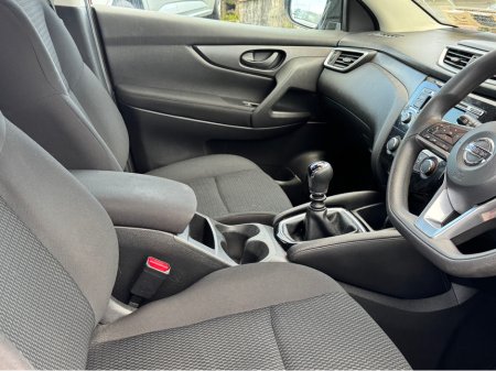 2019 Nissan Qashqai - thumbnail 4