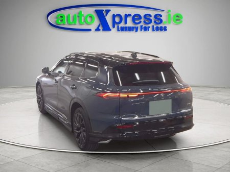 2025 Toyota Crown - photo 3