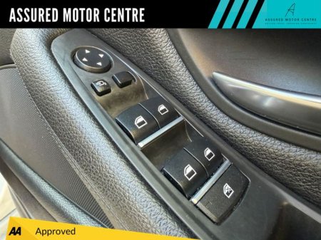 2016 BMW 5 Series - thumbnail 20