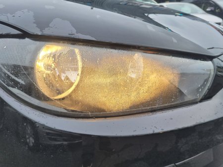 2010 Volkswagen Scirocco - thumbnail 12