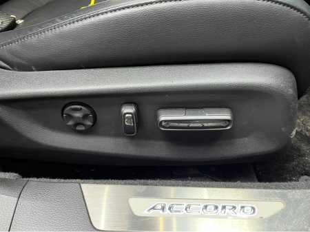 2022 Honda Accord €33950! 2022 HONDA ACCORD EX 2.0 AUTOMATIC / CRUISE CONTROL / REVERSE CAMERA / ELECTRIC MEMORY & HEATED SEATS €33,950 thumbnail