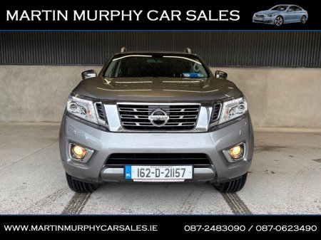 2016 Nissan Navara - view 4