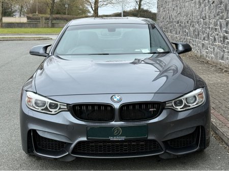 2015 BMW M4 - thumbnail 5