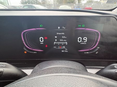 2024 Kia Sportage K3 SEM 5DR, *warranty till 2031* *1 year AA* Touch Screen Infotainment System, Heated Seats, Lane Departure Warning, Traction Control thumbnail