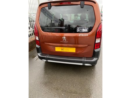 2021 Peugeot Rifter HORIZON RE TD 3 seats + wheelchair €26,950