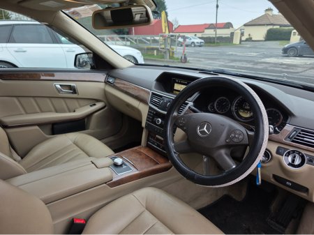 2012 Mercedes-Benz E Class 200 CDI BLUE EFFICIENCY ELEGANCE ECO 4 4DR AUTO thumbnail