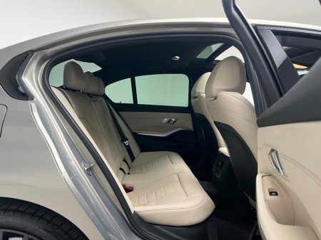 2021 BMW 3 Series 330E M SPORT PRO ED XDRIVE *SUNROOF* €29,990 thumbnail