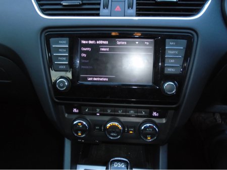 2016 Skoda Octavia 1.4 TSI SE L 150PS 5DR AUTO €11,999 thumbnail