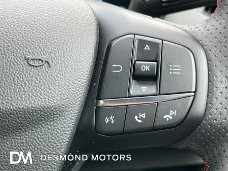 2025 Ford Focus ST-LINE X MHEV €29,990 thumbnail