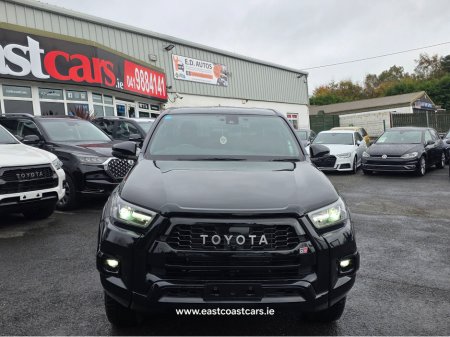 2023 Toyota Hilux GR EDITION 2.4D 360 REV CAMERA  4X4 HALF LEATHER  SEATS - €48,500 thumbnail