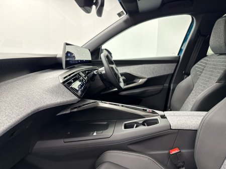 2026 Peugeot 5008 E ALLURE *FREE EV CHARGER* €110 P/W 3YRS €54,170