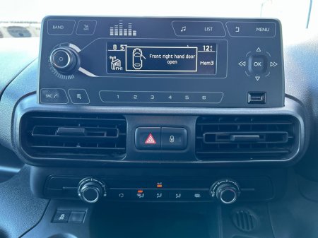 2021 Opel Combo - thumbnail 12