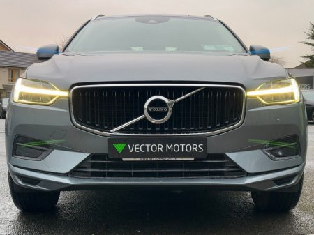 2018 Volvo XC60 - thumbnail 3