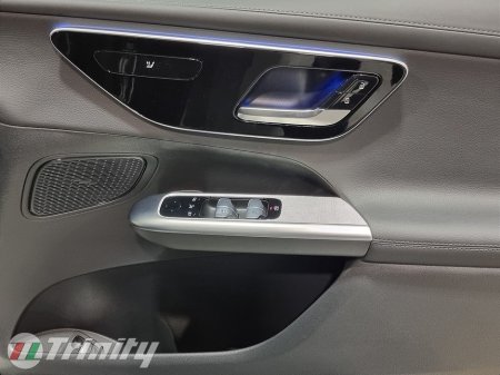 2025 Mercedes-Benz GLC Class - thumbnail 20