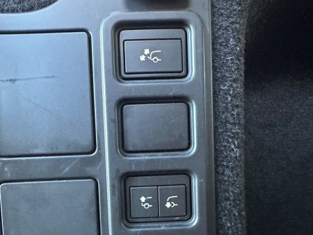 2021 Land Rover Discovery  €29,950 thumbnail