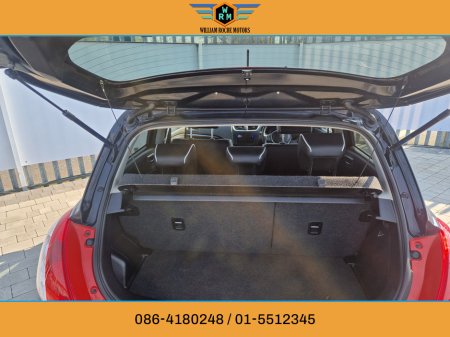 2014 Suzuki Swift - thumbnail 17