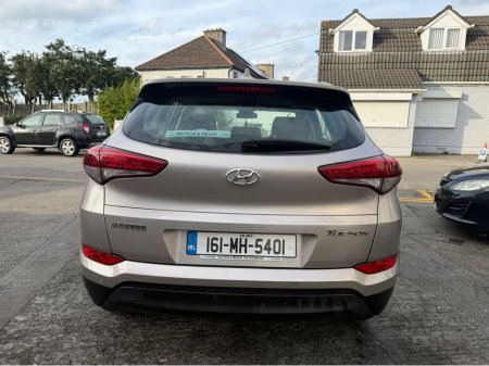 2016 Hyundai Tucson - thumbnail 16