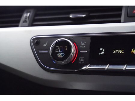 2018 Audi A4 - thumbnail 18