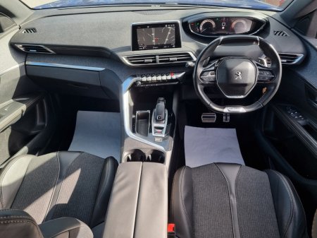 2018 Peugeot 3008 - thumbnail 16