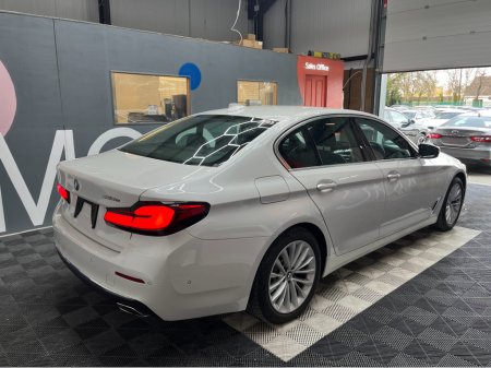 2020 BMW 5 Series - thumbnail 2