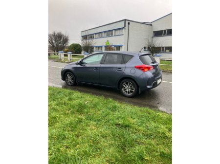 2014 Toyota Auris 1.4 D-4D SOL 4DR 5DR €9,250 thumbnail