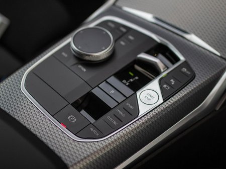 2026 BMW 3 Series 330e M Sport Pro €66,495 thumbnail