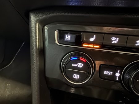 2017 Volkswagen Tiguan - thumbnail 15