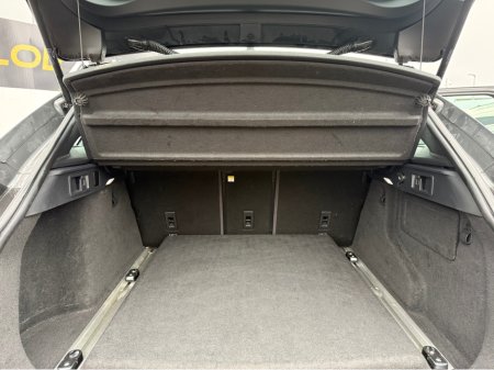 2016 Jaguar F-Pace 2.0 D AWD R-SPORT AUTO 5DR €15,950 thumbnail