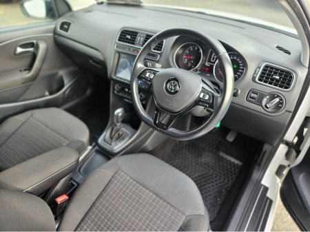 2015 Volkswagen Polo 1.2 AUTO €11,950