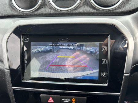 2017 Suzuki Vitara - view 4