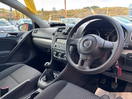 2010 Volkswagen Golf - thumbnail 5