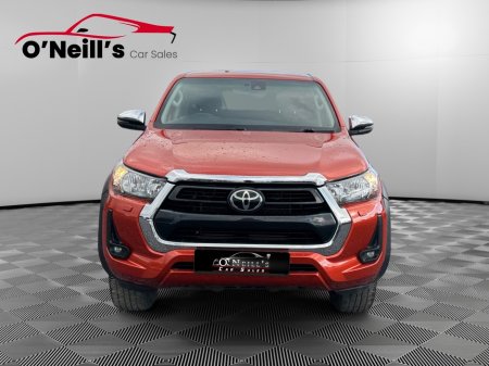 2022 Toyota Hilux 2.4 SR5 DOUBLE CAB 4DR #296 €34,999