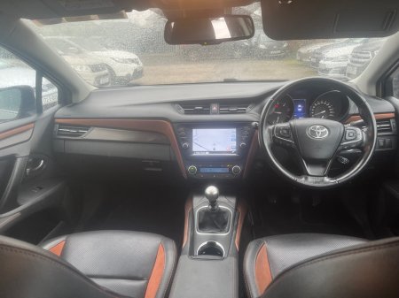 2017 Toyota Avensis - thumbnail 6