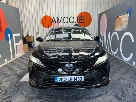 2020 Toyota Camry - photo 6