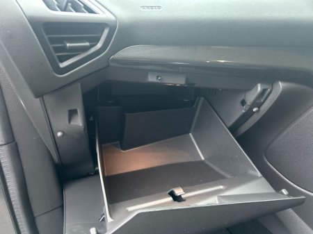 2019 Ford Kuga - thumbnail 13