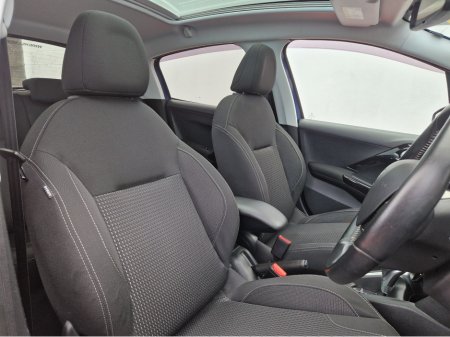 2017 Peugeot 208 ALLURE 1.2 PETROL 5DR AUTOMATIC €10,950 thumbnail