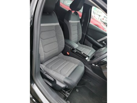 2023 Citroen C4 C SERIES BLUEHDI 130 EAT8 E €30,000 thumbnail