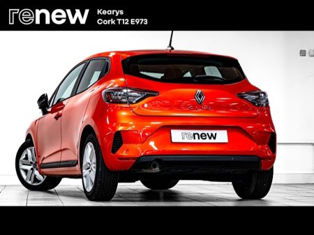 2025 Renault Clio - thumbnail 3