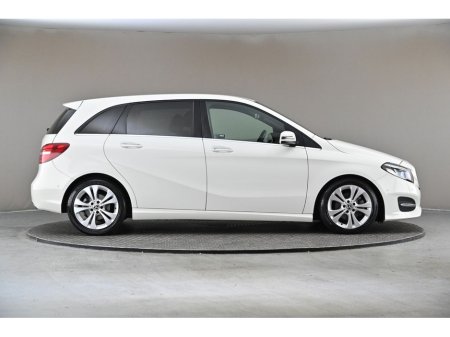 2018 Mercedes-Benz B Class B180 1.6 AMG STYLING*HALF LEATHER MEMORY SEATS*REVERSE CAM*PARK SENSORS* €21,880 thumbnail