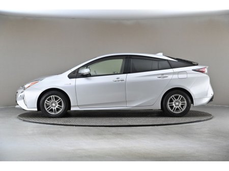 2017 Toyota Prius - thumbnail 5